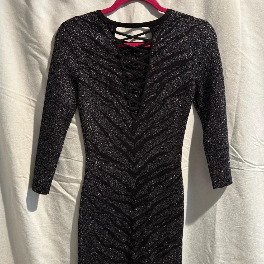 Express‎ Black and Gray Long Sleeve Dress